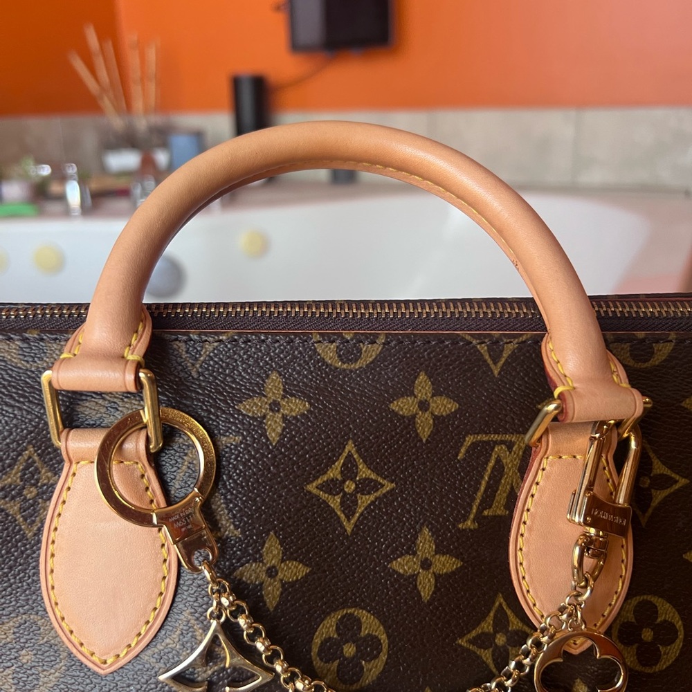 SOLD Louis Vuitton Popincourt Monogram Top Handle Handbag - Picture 5 of 15